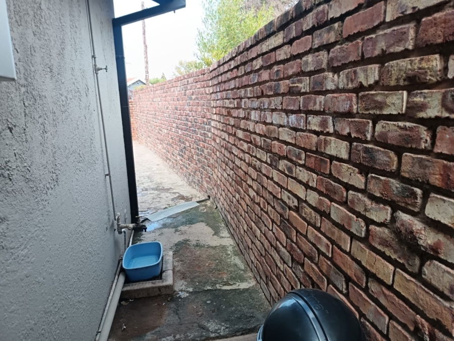 4 Bedroom Property for Sale in Carters Glen Northern Cape